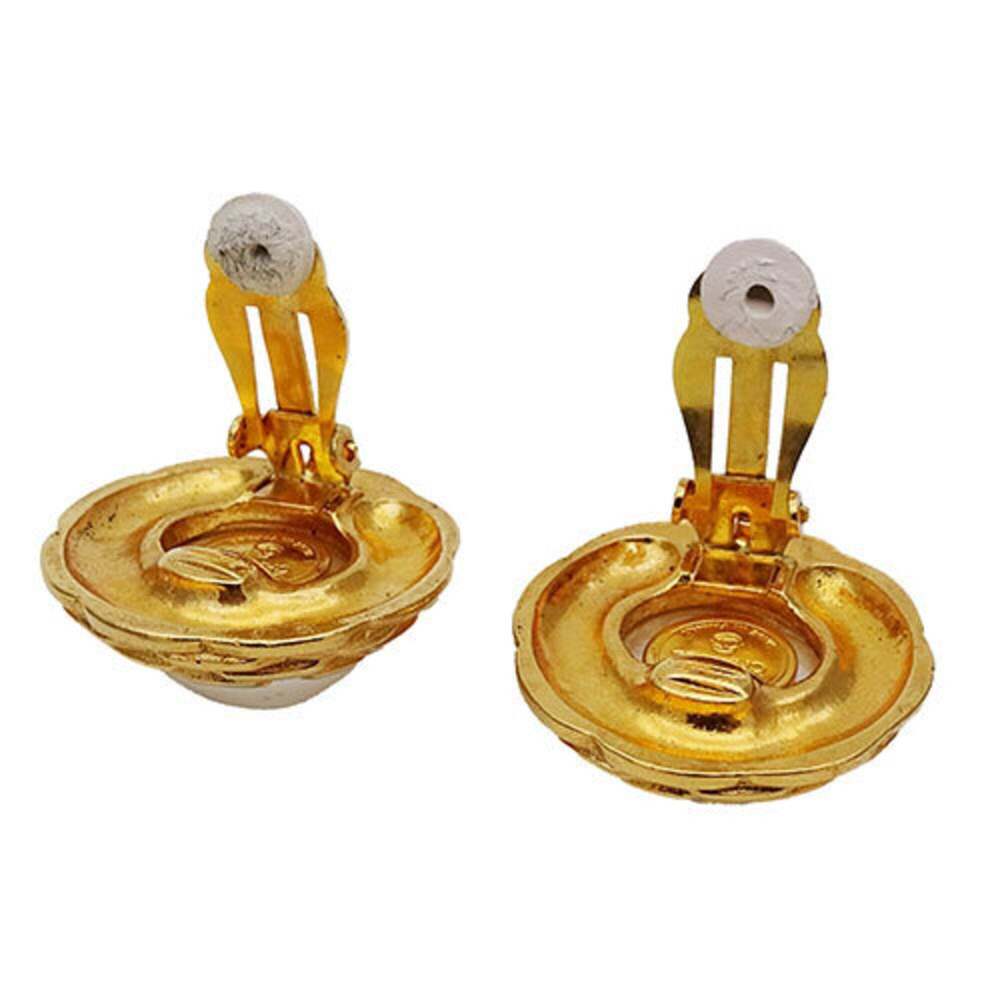 CHANEL Gold Pearl Earrings - Picture 5 of 11